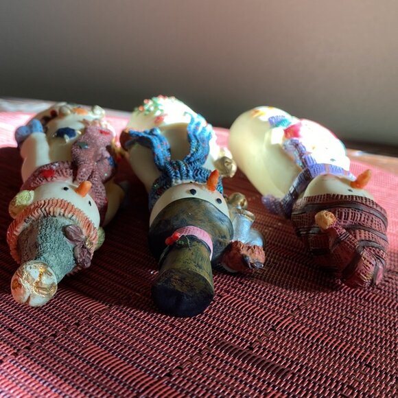 Three Adorable Holiday Snowmen - Picture 12 of 12